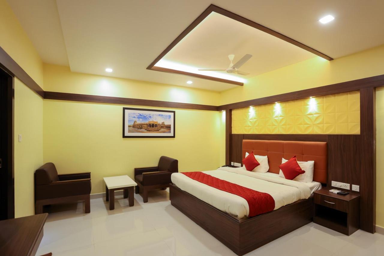 Sri Balaji Grand Hotel Kumbakonam Exterior foto