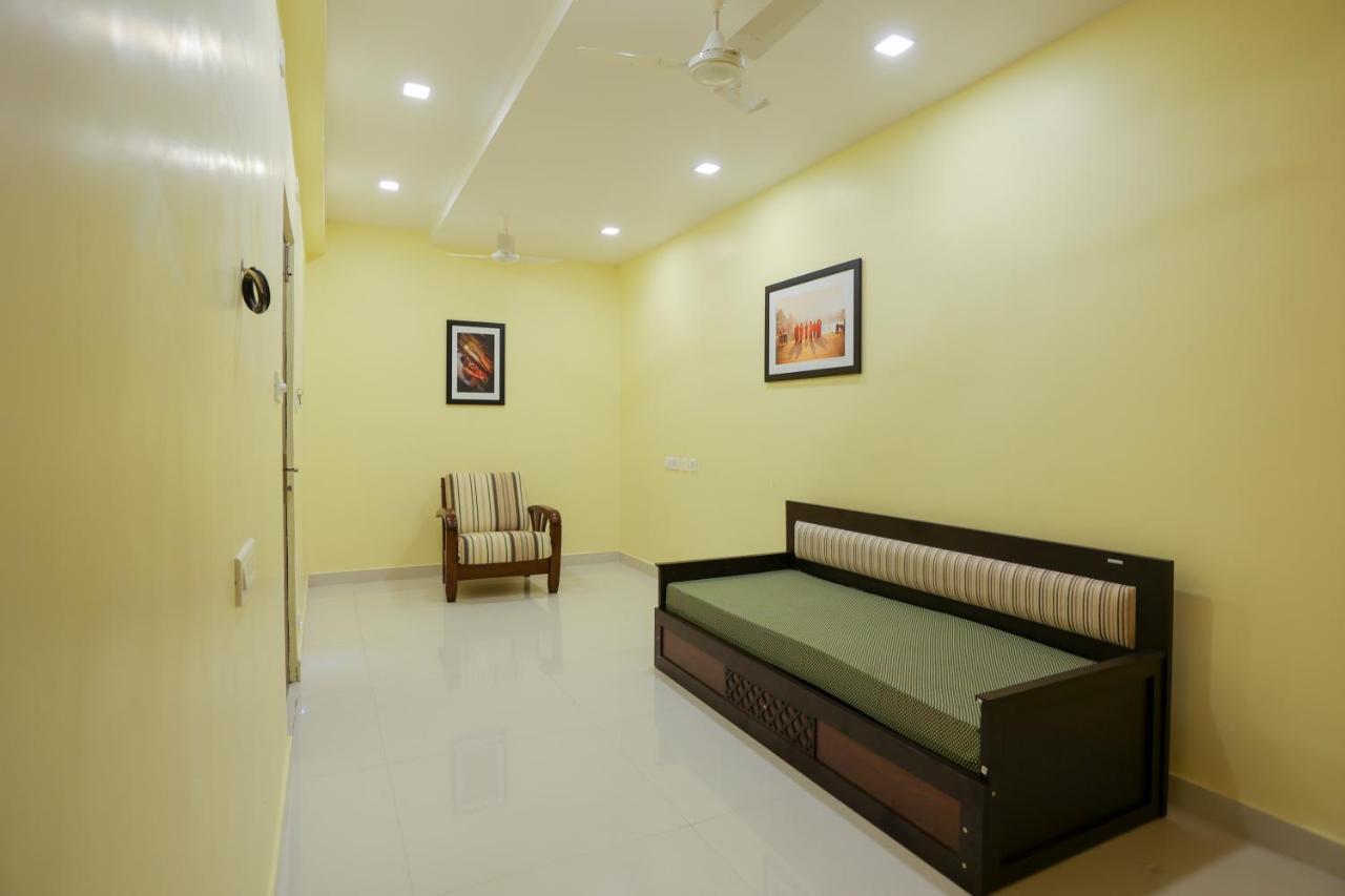 Sri Balaji Grand Hotel Kumbakonam Exterior foto