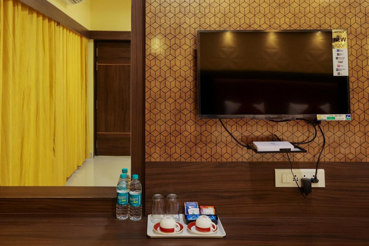 Sri Balaji Grand Hotel Kumbakonam Exterior foto